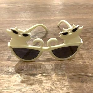 Kitty sunglasses